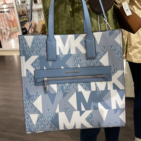 Michael Kors Kenly Large NS Tote Chambray Multi - Picture 12 of 16